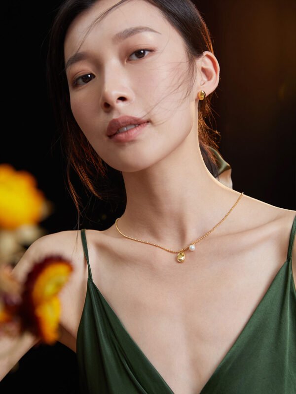 Sterling Silver Pearl Necklace - Image 2