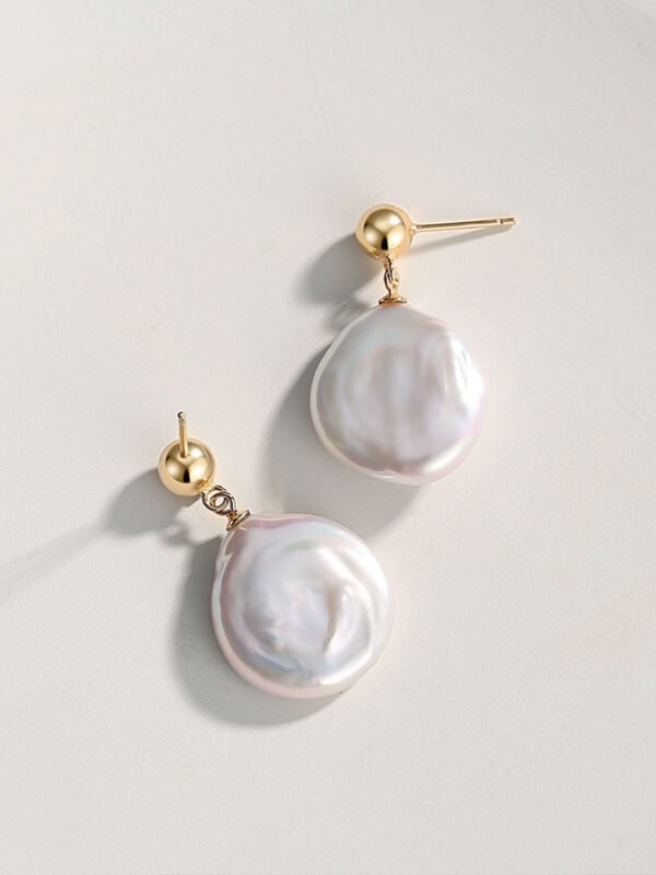 Special-Shaped Pearl Earrings