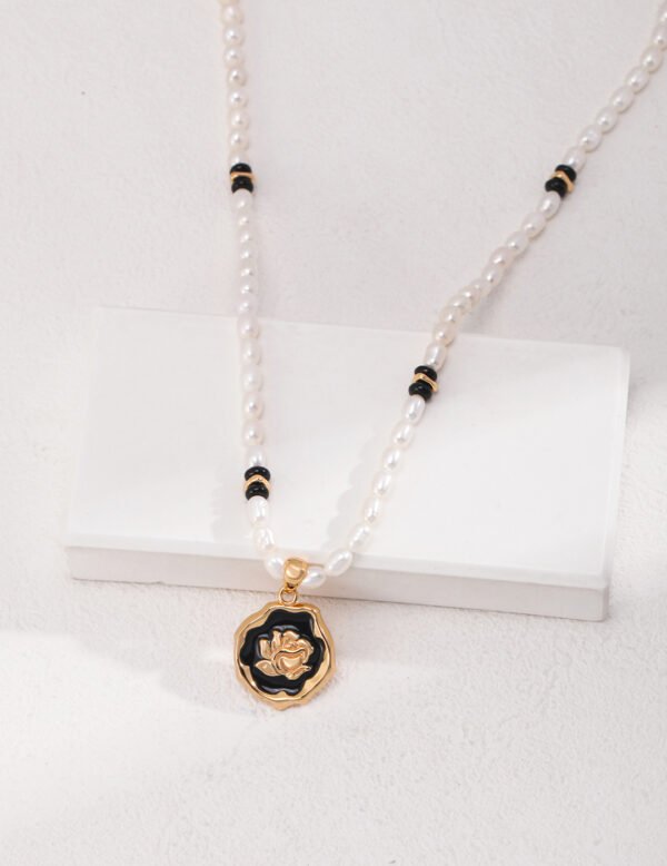 Drip Glaze Agate Pearl Necklace - Image 3