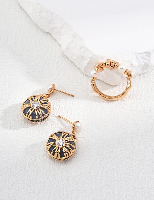 Sterling Silver Pearl Earrings - Image 4