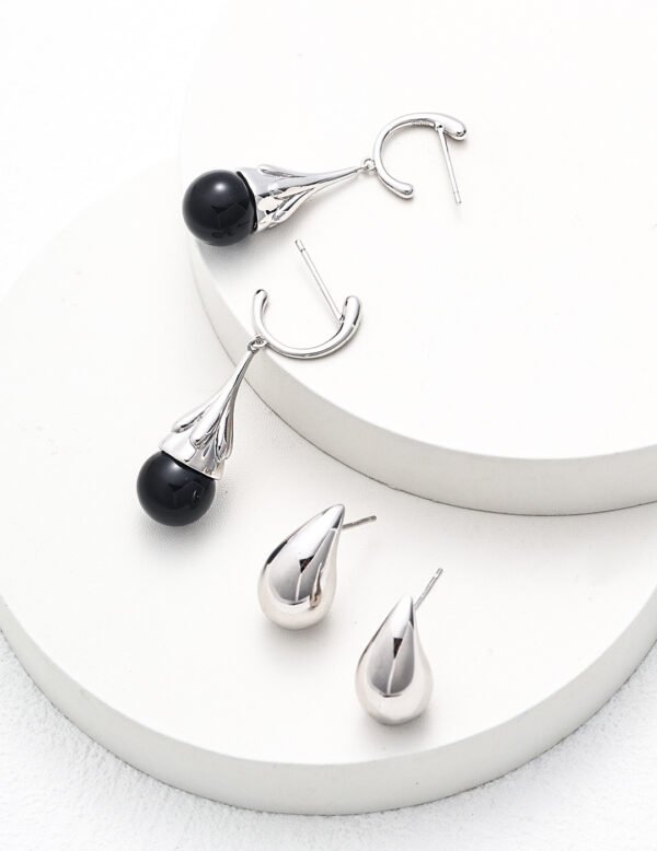 Sterling Silver Black Agate Earrings - Image 3