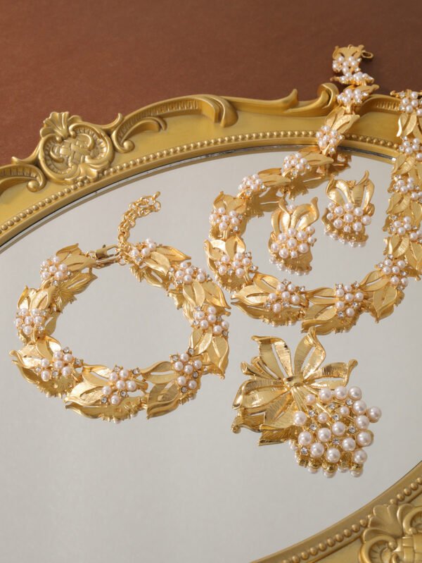 Tulip Flower Pearl Earrings/Bracelet/Necklace/Brooch - Image 2