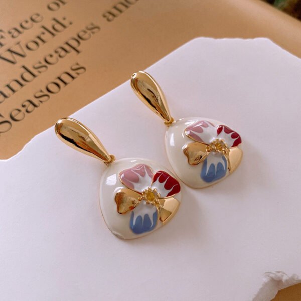 925 Sterling Silver Post White Flower Earrings