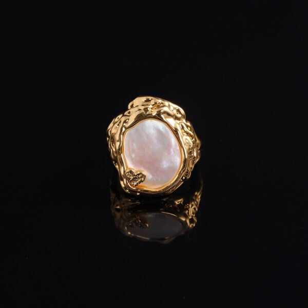 18k Gold Plated Vintage Exquisite Elegant Ring
