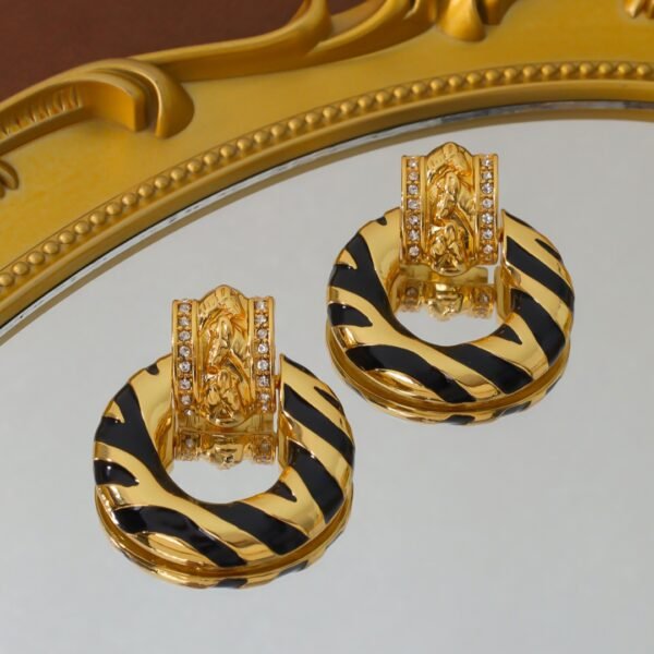 Vintage zebra pattern large circle enamel full diamond earrings - Image 4