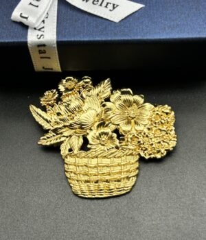 Vintage Three-Dimensional Relief Hollow Flower Basket Brooch 18K Gold Plated