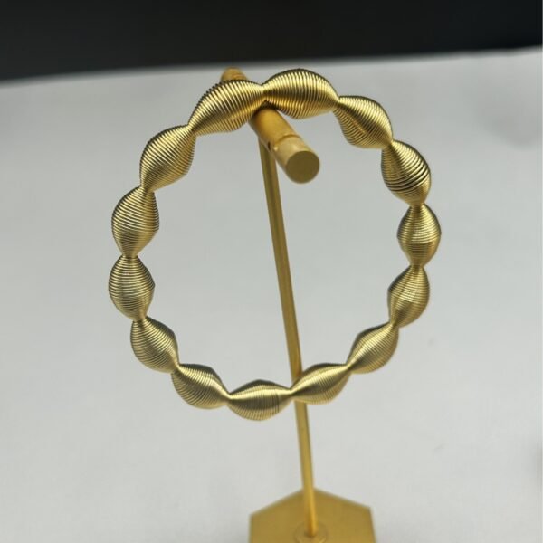 18K Gold Plated Vintage Hollow Spring Bracelet Retractable Bracelet