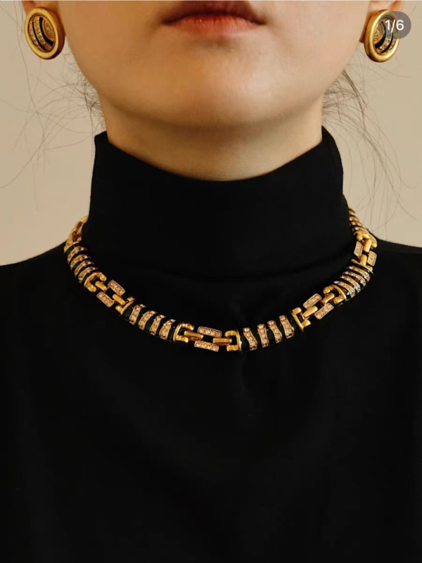 18k Gold Plated Vintage Jewelry Sets Maximelism Diamonds Inlaid Black Gold Necklace Round Stud Earrings Bracelet - Image 2
