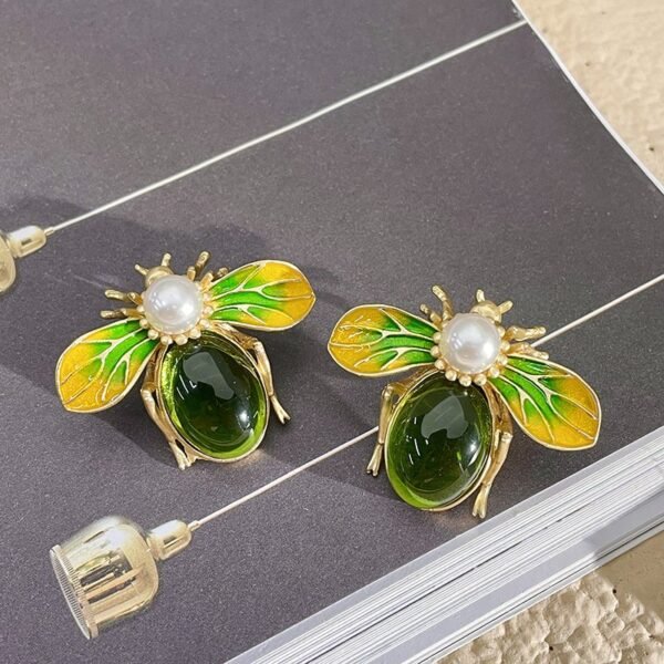 Cute Green Honey Bees Yellow Enamel Color Wings Earrings Necklace Set - Image 3