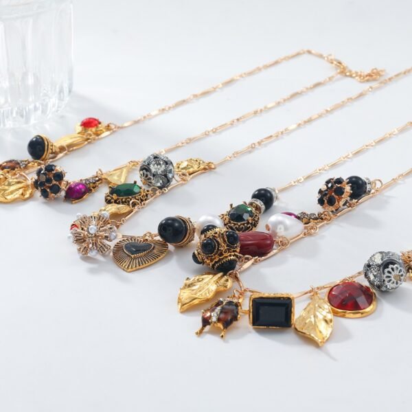 Vintage Design Multi-layered Insect Leaf Heart Charms Necklace Set - Image 4