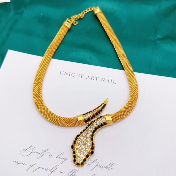 Vintage Electroplated Real Gold Snake-Shaped Gemstone Inlaid With Diamonds Necklace