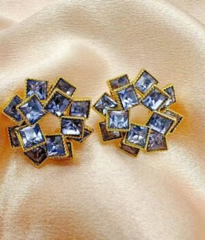 Three-Dimensional Diamond Square Flower-Feeling Earrings