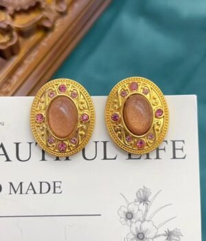 Vintage Three-Dimensional Relief Gold-Plated Oval Brown Earrings