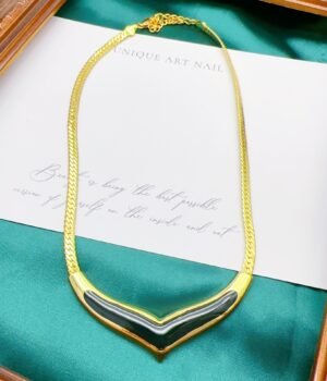 Vintage Electroplated Real Gold Black Gold Oiled V-Shaped Whale Tail Necklace