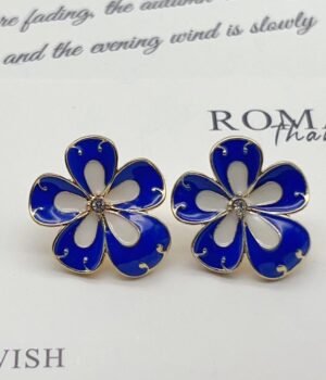 Blue Flower Earrings With A Sense Of Vacation Vintage