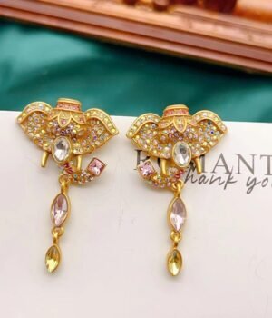 Vintage Elephant Colored Diamond Diamond Inlaid Elegant Ear Clips