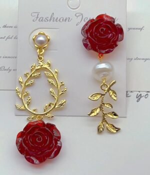 Asymmetrical Vintage Rose Imitation Pearl Elegant Vintage Earrings