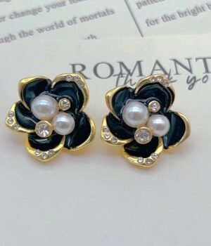 Black Drip Glaze Gold Diamond Camellia Earrings