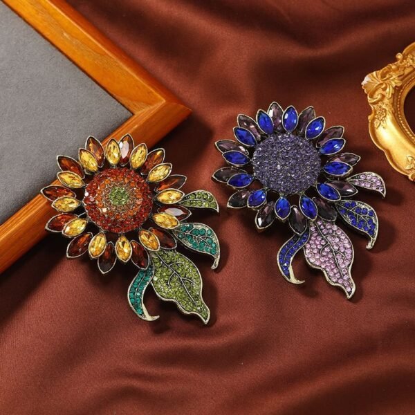 Zircon Inlaid Sparkle Big Sunflower Brooch Colorful Rhinestone Decorated Flower with Green Leaf Gold / Blue Color