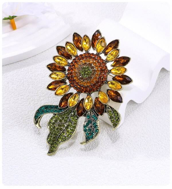 Zircon Inlaid Sparkle Big Sunflower Brooch Colorful Rhinestone Decorated Flower with Green Leaf Gold / Blue Color - Image 8