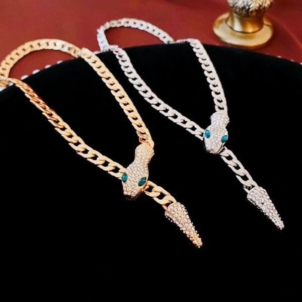Magnet Clasp Y Shape Necklace Chunky Chain Green Eyes Snake Shape with Rhinestone Inlaid Tail - Image 3