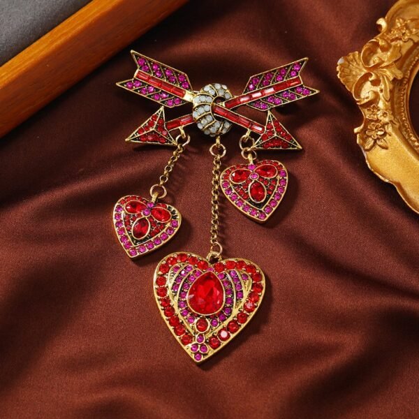 Rhinestone Inlaid Sparkle Cupid Arrow with Heart Dangle Brooch Pink / Red / Green
