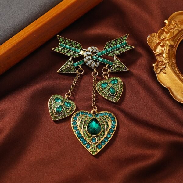 Rhinestone Inlaid Sparkle Cupid Arrow with Heart Dangle Brooch Pink / Red / Green - Image 4