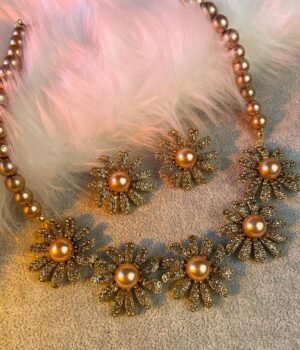 Flower Shape Stud Earrings Rhinestone Inlaid Sparkle Imitation Pearl Sunflower Pendant Necklace / Jewelry Sets