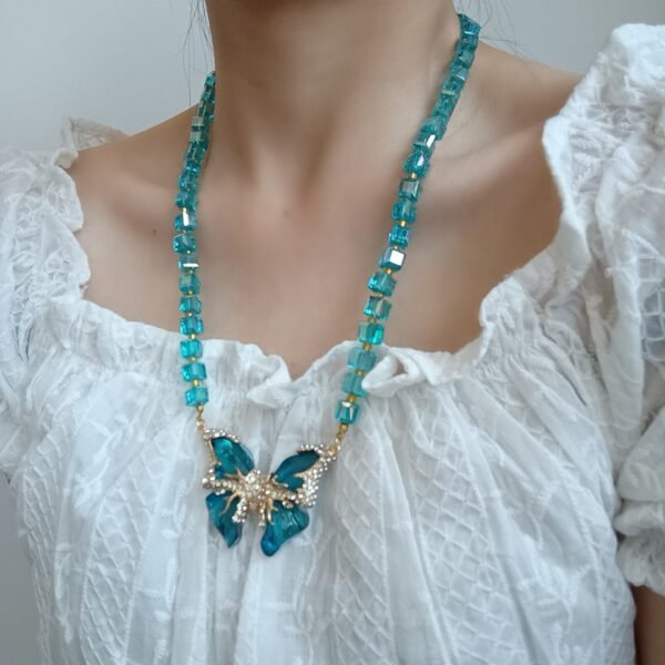 Vintage Design Rhinestone Inlaid Butterfly Pendant Necklace Iridescent Cube Shape Beaded Chain - Image 2