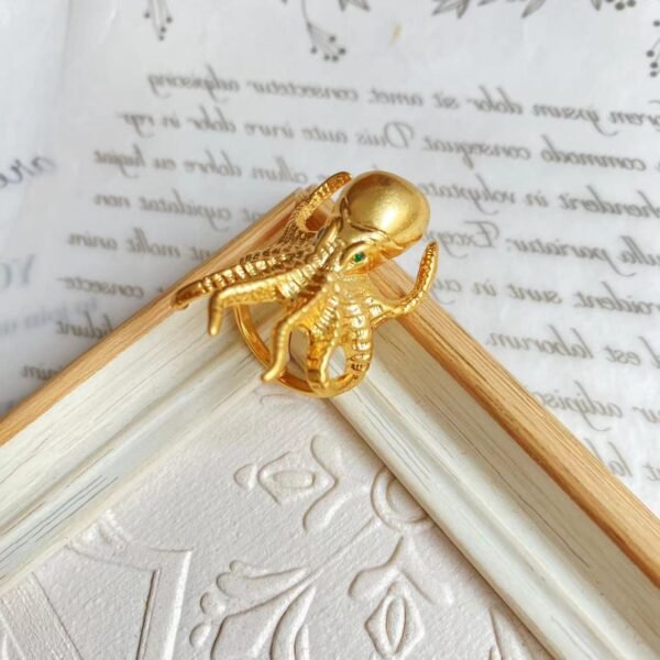 18k Gold Plated Vintage Design Octups Ring Maximelism Style Animal Ring - Image 3