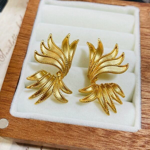 Vintage Design Matte Gold Wing Shape Dainty Sand Gold Color Feather Shape Stud Earrings / Brooch / Set - Image 4