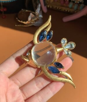 Vintage Style Clear Jelly Belly Fish Brooch