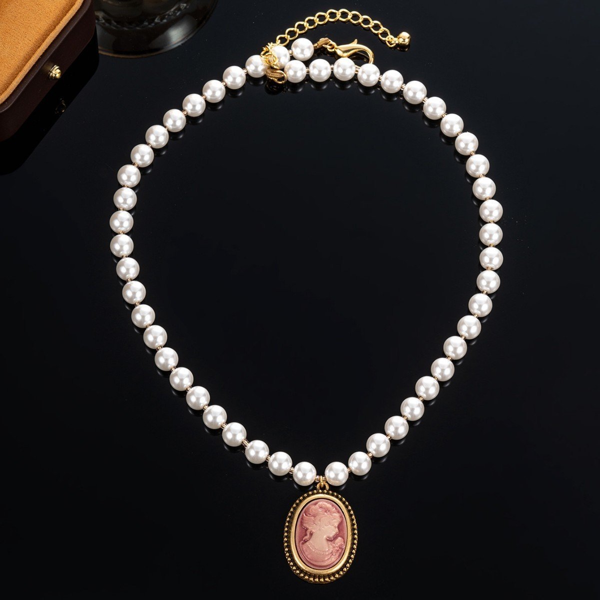 Pink Cameo Style Vintage Vibe Stud Earrings Glass Pearl Chain Necklace - Image 5